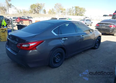 2016 Nissan Altima 2.5/2.5 S/2.5 Sl/2.5 Sr/2.5 Sv из США, поврежденный, VIN 1N4AL3APXGN305940